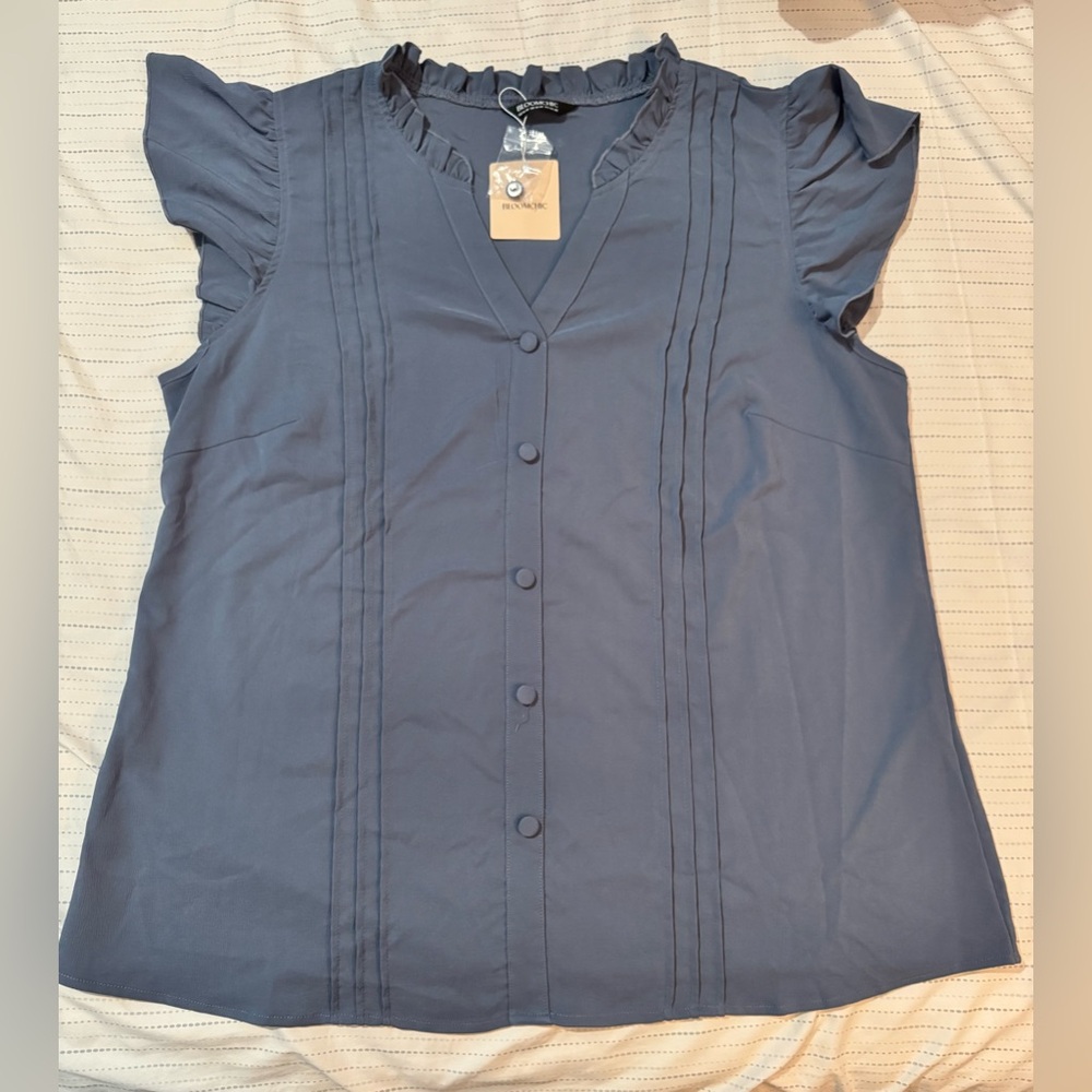 NWT BLOOMCHIC Women’s Navy Blue Button-Front Blouse Size 14-16 - Picture 8 of 11